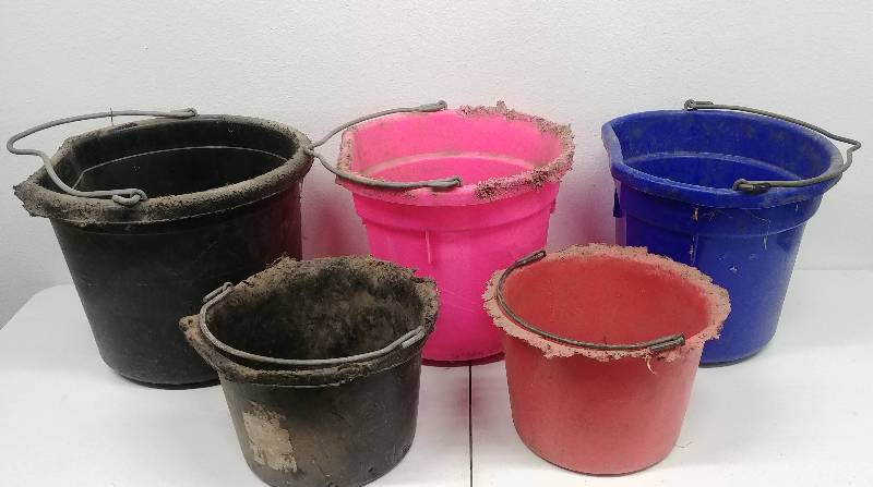 lot 158 image: Assorted Farm Livestock Buckets