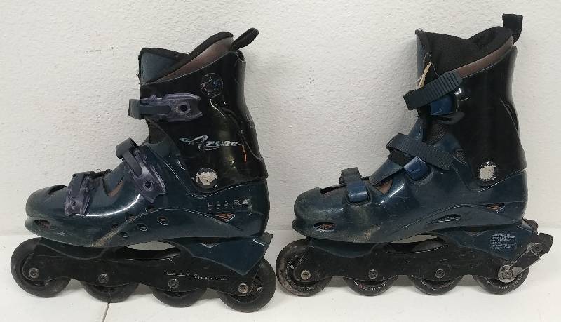 lot 172 image: Roller Blades sz8