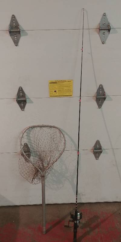 lot 183 image: Zebco Fishing Rod and Reel with net