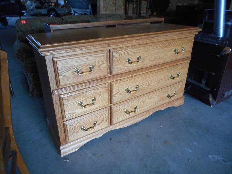 Dresser