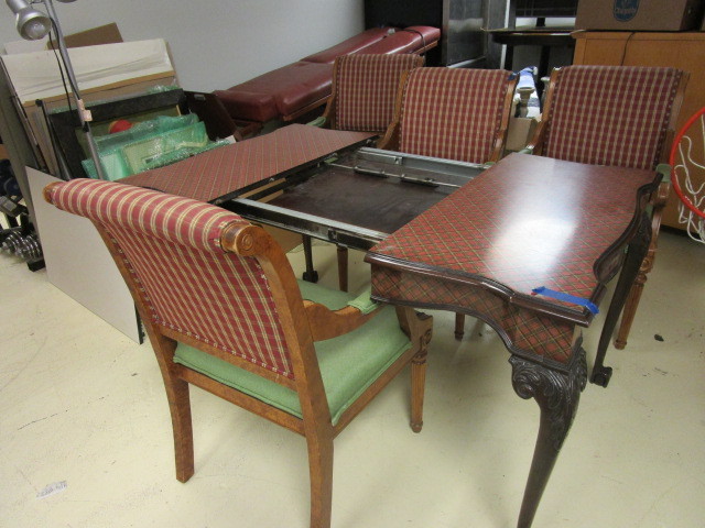 PLAID TABLE AND CHAIRS