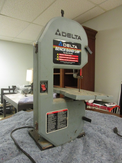 BAND SAW