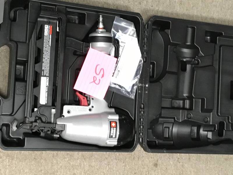 lot 52 image: Porter-Cable Pneumatic 16-Gauge 2-12 in. Nailer Kit in like new condition