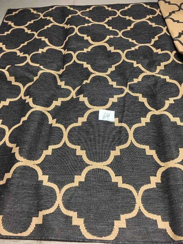 lot 64 image: Hampton Bay Trellis ReversibleCape Cod Blue 5 ft. x 7 ft. IndoorOutdoor Area Rug not used