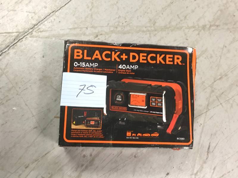 lot 75 image: BLACKDECKER 15 Amp Battery Charger with 40 Amp Engine Start in working condition MISSING ATTACHMENT
