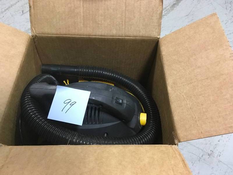 lot 99 image: Stinger 2.5 Gal. 1.75-Peak HP Compact Wet Dry Vac in working condition