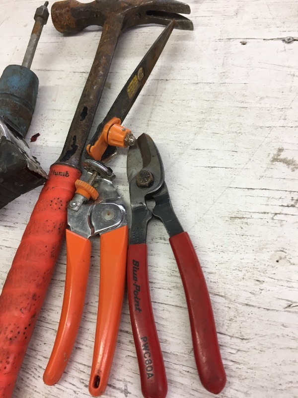 lot 135 image: Tool Set