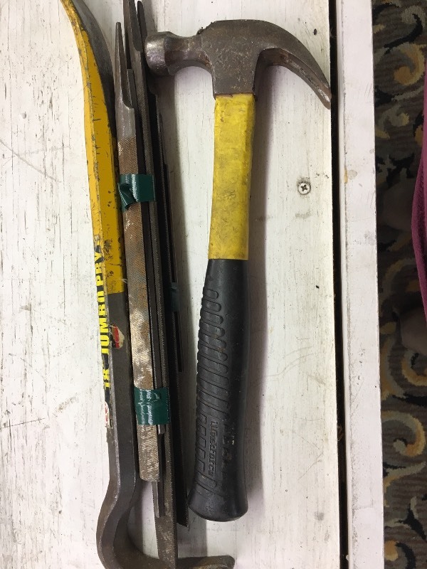 lot 162 image: Crowbars & Hammer