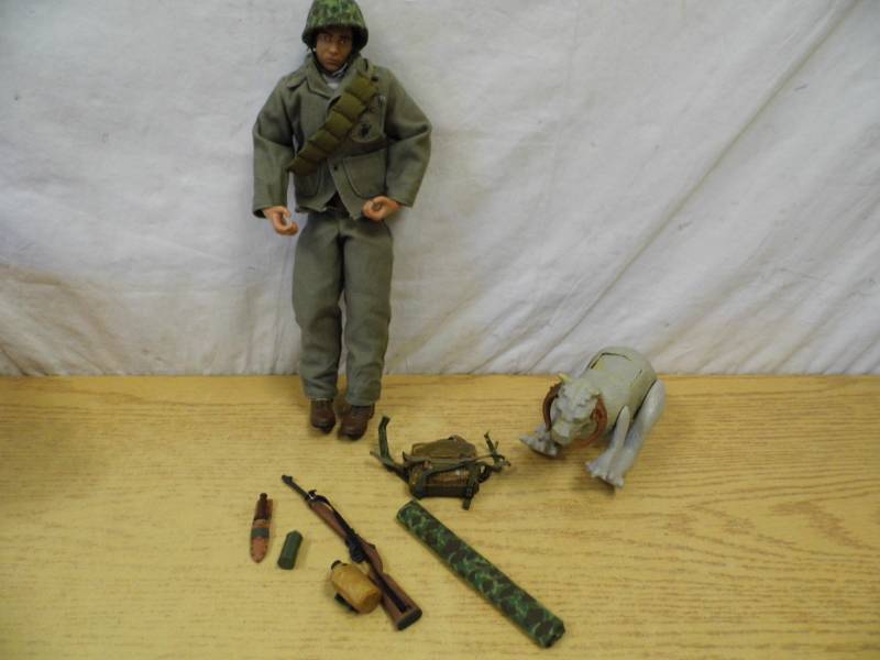 GI Joe w Accessories