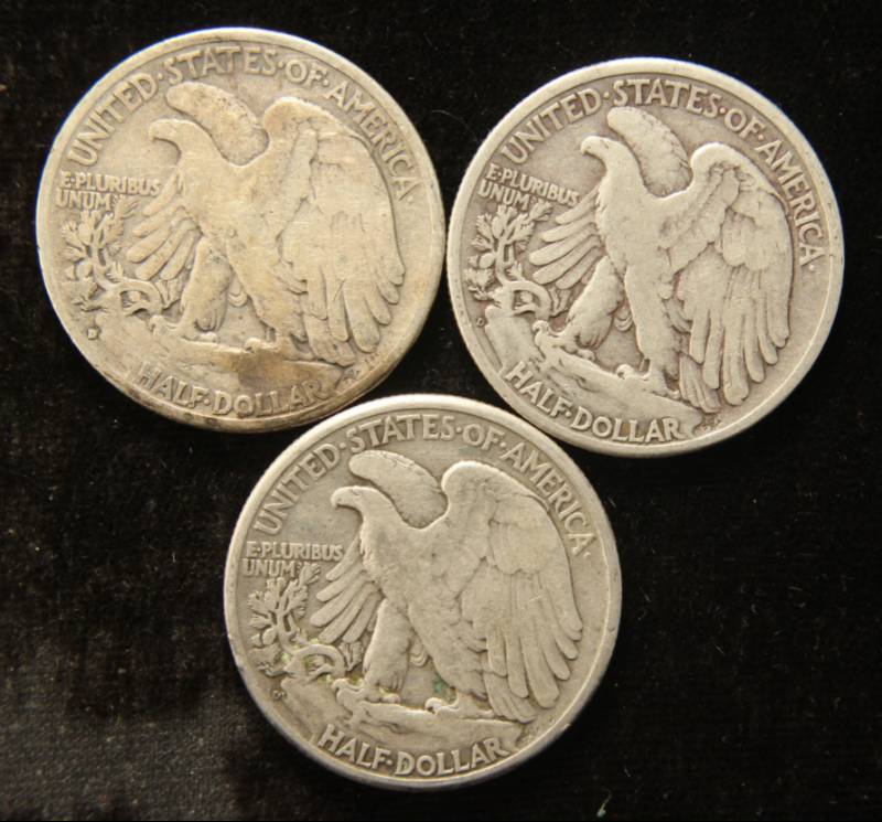 lot 48 image: 3 WALKING LIBERTY SILVER HALF DOLLARS AS PICTURED