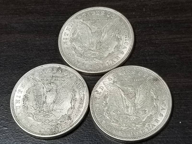 GROUP OF 3 AU 1921 MORGAN SILVER DOLLARS