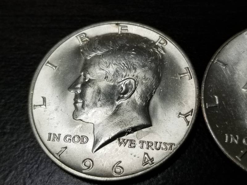 2 BU 1964 KENNEDY SILVER HALF DOLLARS