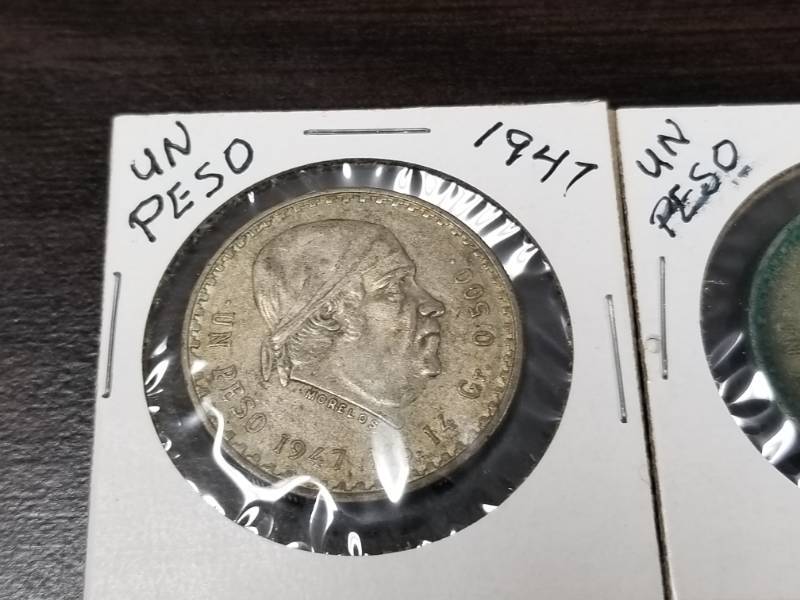 GROUP OF 4 MEXICO 1947 UN PESO (14G 50% SILVER PER COIN)