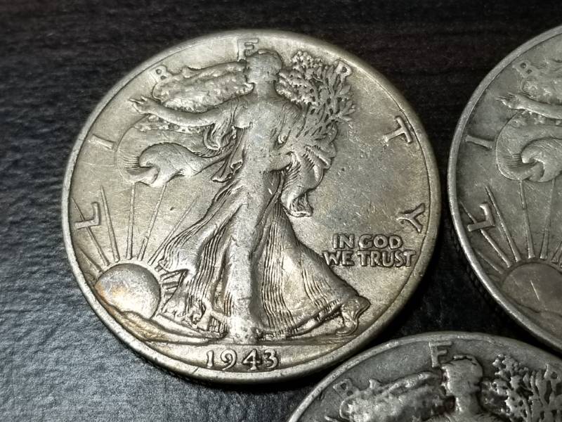 GROUP OF 3 WALKING LIBERTY SILVER HALF DOLLARS