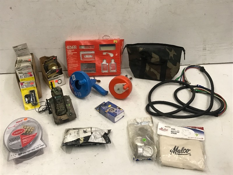 lot 30 image: Assorted Shop Supplies, Hand Tools, Electronic Cables, Hardware, Etc