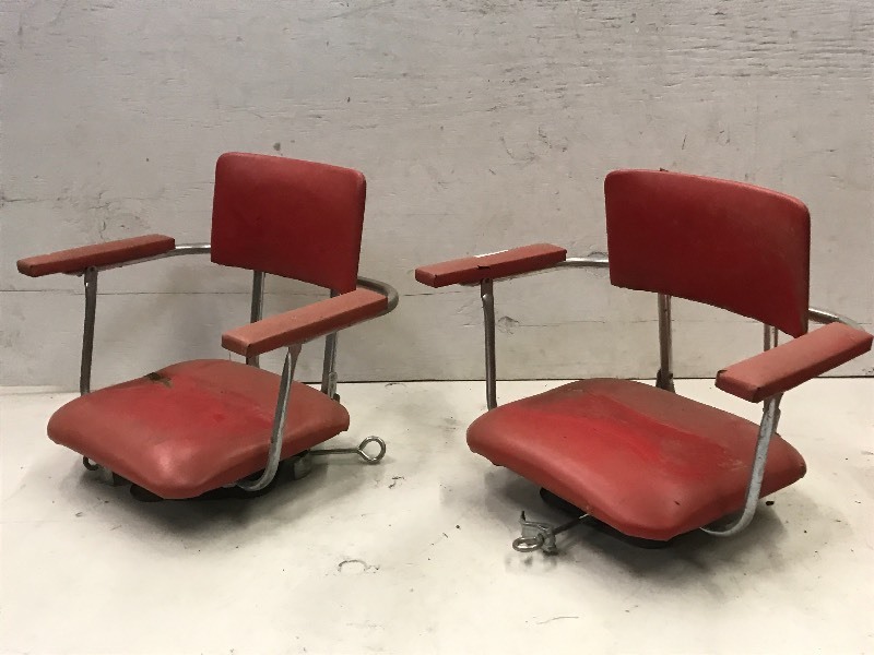 lot 70 image: (2) Folding Boat Seats