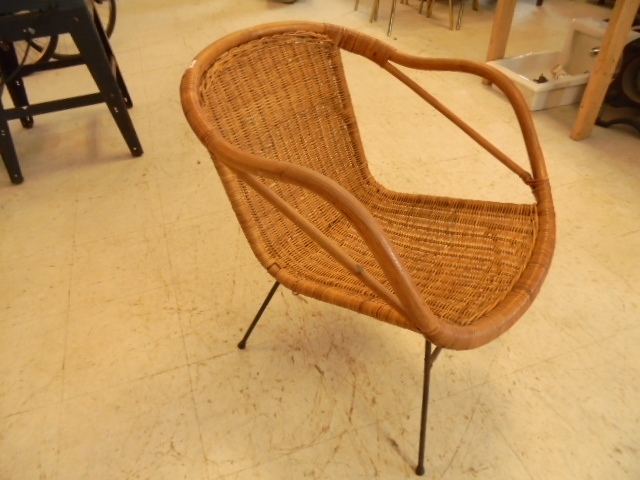 Vintage Wicker chair