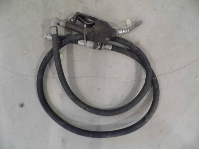 Fuels Hose w Nozzle