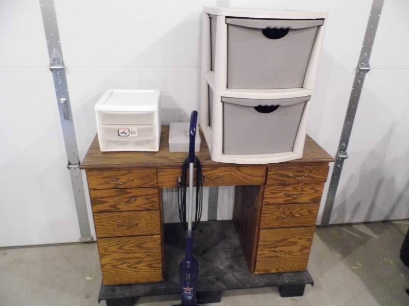 Desk - Organzier