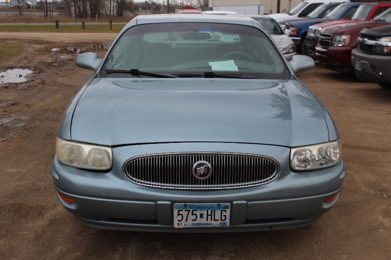 lot C3136 image: 2003 Buick LeSabre Custom