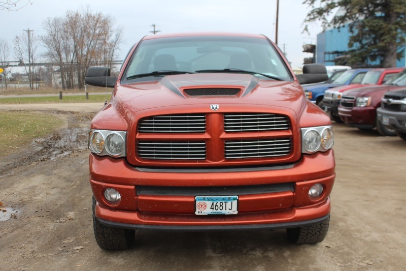 lot C3133 image: 2005 Dodge Ram 1500 Daytona 5.7l Hemi Quad Cab 4x4