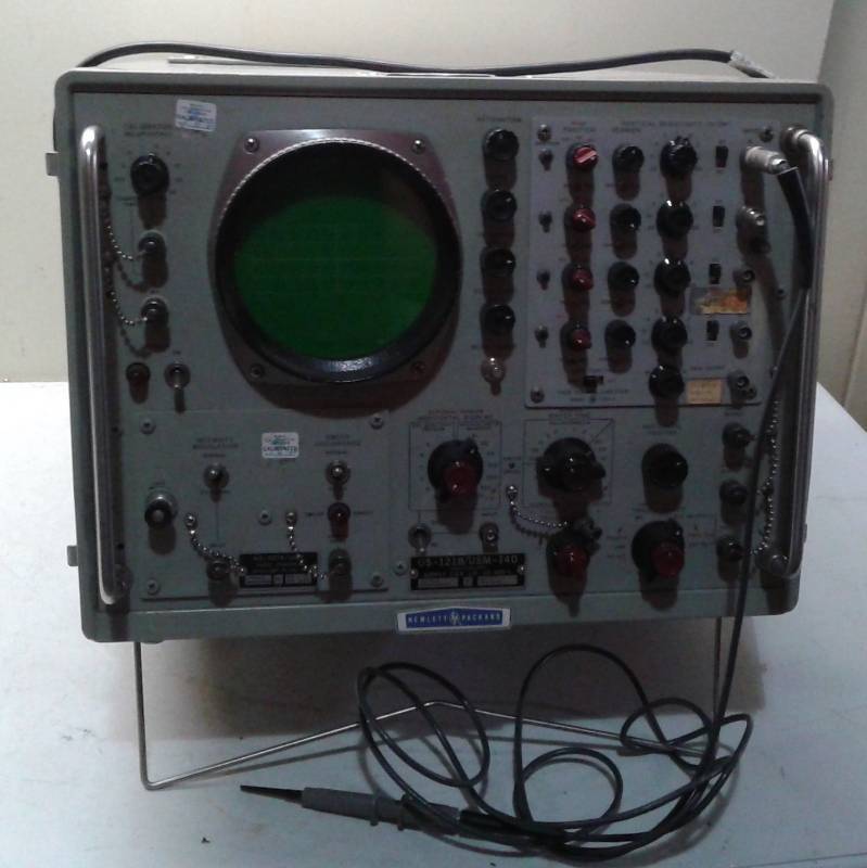 lot 2 image: Vintage Hewlett Packard US Navy Oscilloscope ANUSM 140B, Used, Shows Wear, Powers On