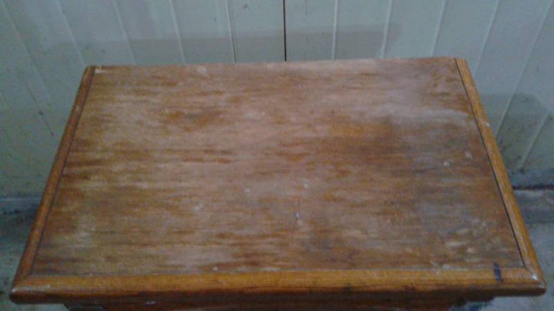 lot 5 image: Small Bedroom End Table, Used, Lots Of Wear, Tape On It