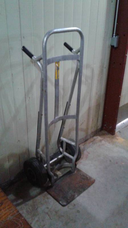lot 34 image: Heavy Duty Metal Rolling Cart Dolly, Used, Good Condition