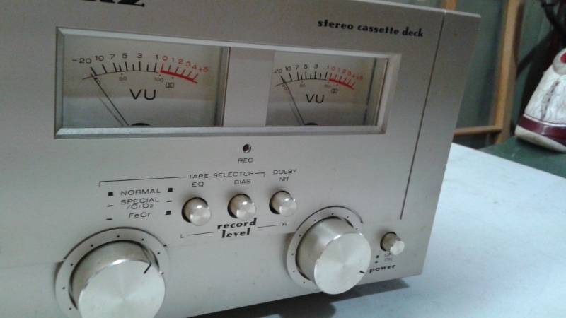 lot 37 image: Marantz SD 800 Vintage Cassette Player, Used, Powers On, Untested After That