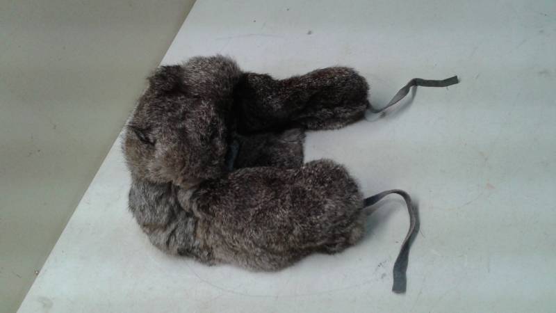 lot 69 image: Rabbit Fur Bomber Style Winter Hat