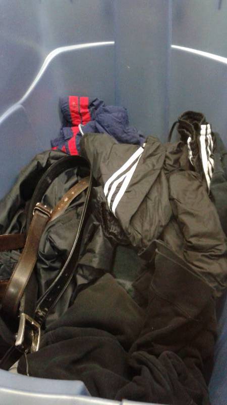 lot 71 image: Lot Of 20 Jeans, Some In Good Condition, Around Size Mens 3233, Some Levis, Some Other Clothes