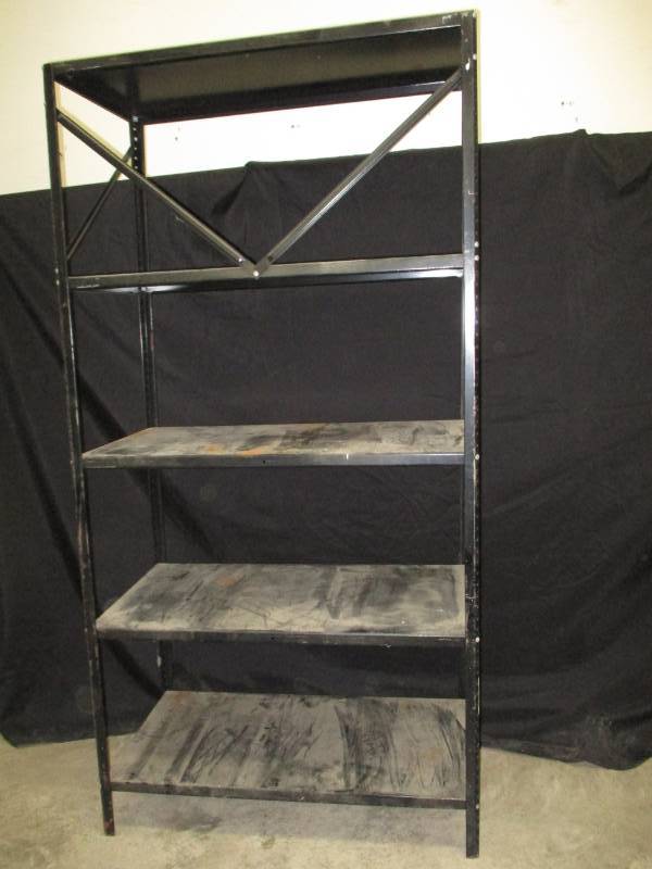 lot 12 image: Metal Garage Rack