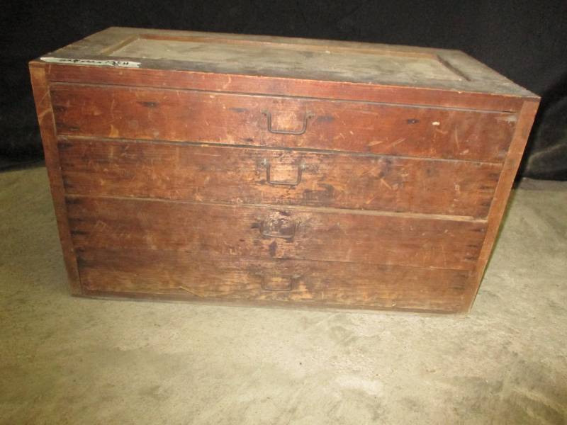lot 15 image: Antique Shoebox filled with old shoe making materials, straight edge razor and more
