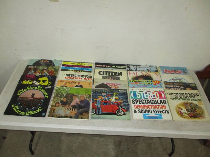 lot 27 image: 20 Various Records