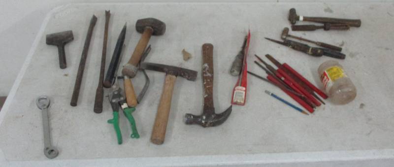 lot 37 image: Various Tools