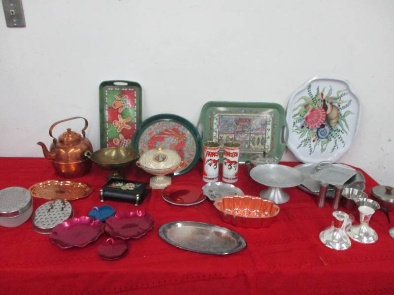 lot 78 image: Copper teapot and tray and various serving pieces
