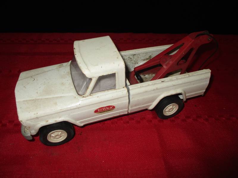 lot 119 image: TonkaJeep Toe Truck Mound Minnesota