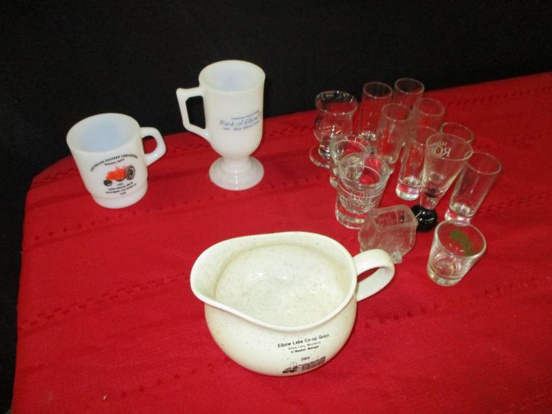 lot 128 image: Gravy Boat Elbow Lake Coop Grain advertising, additional advertising pieces and shot glasses