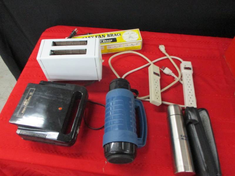 lot 132 image: Waffle Maker, taster, powerstrips and thermos