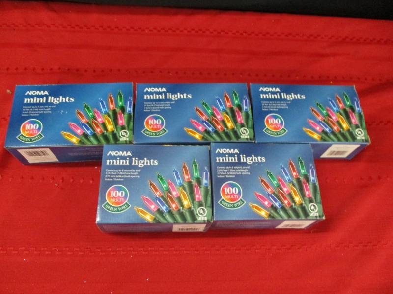 lot 146 image: 5 sets of 100 ct lights unopened