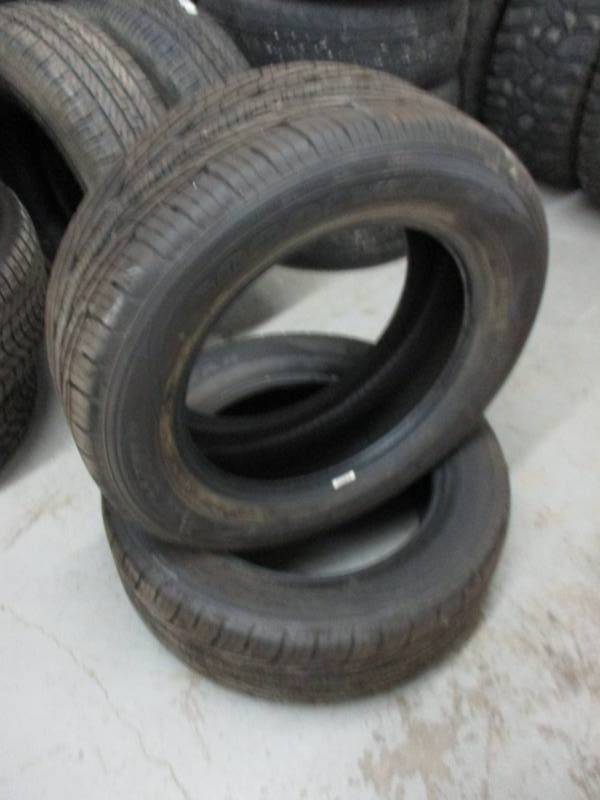 lot 18 image: 2-Goodyear Assurance  GOOD TREAD Look Like they have never been mounted