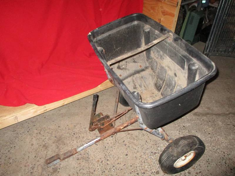 lot 33 image: Pull behind spreader (tires need air)