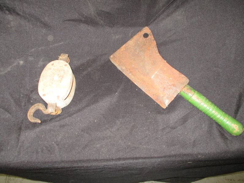 lot 67 image: Cleaver and Wood Pulley