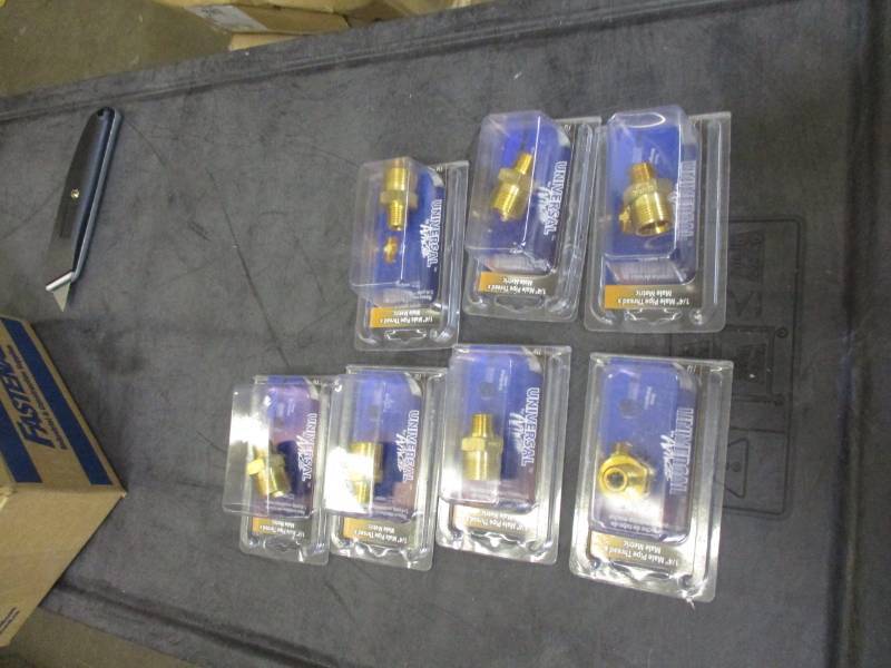 14MPTxM22 Adapters