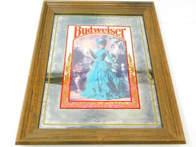 lot 10 image: Vintage Budweiser Framed Mirror