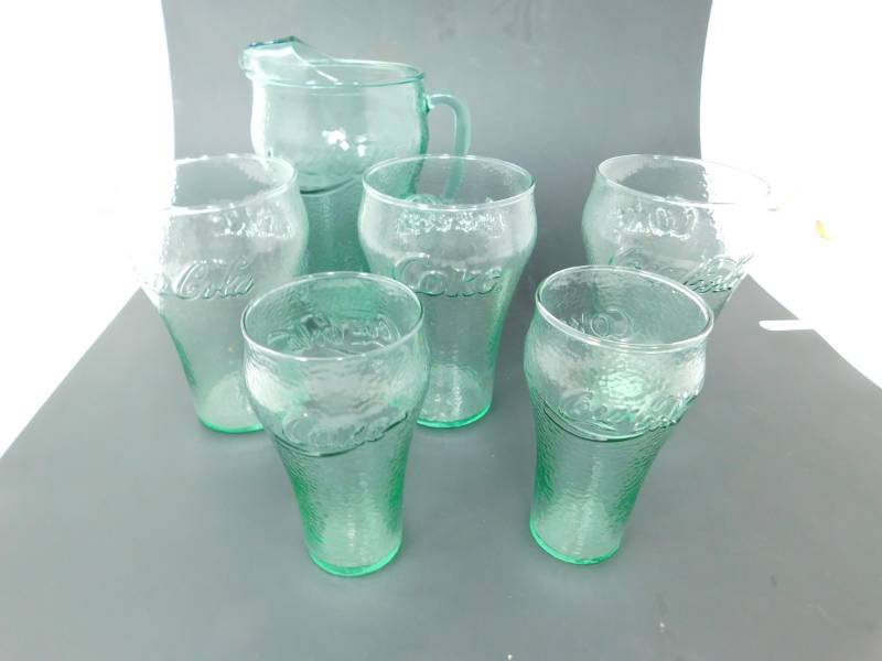 lot 16 image: Spanish Green Pebbled Textured Glass With Ice Lip Coke Pitcher & Five Glasses
