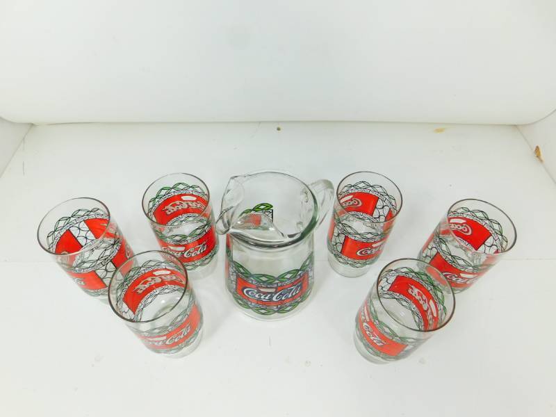 lot 17 image: Vintage Collectible Clear Glass Coca Cola Pitcher & Six Matching Glasses