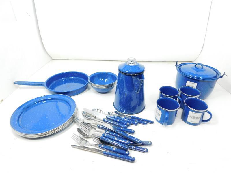 lot 54 image: GSI Blue Outdoors Pioneer Enamel Camp Cooking & Table Set