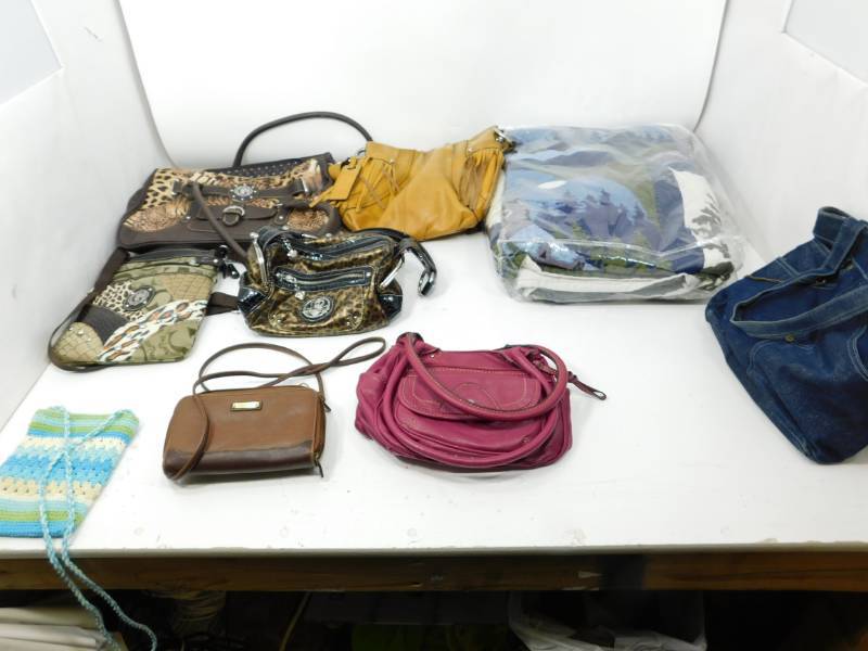 lot 56 image: Lot Of Eight Purses & A Twin Size Wolf Quilt