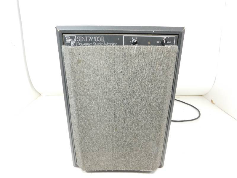 lot 59 image: Sentry 100EL Powered Studio Monitor
